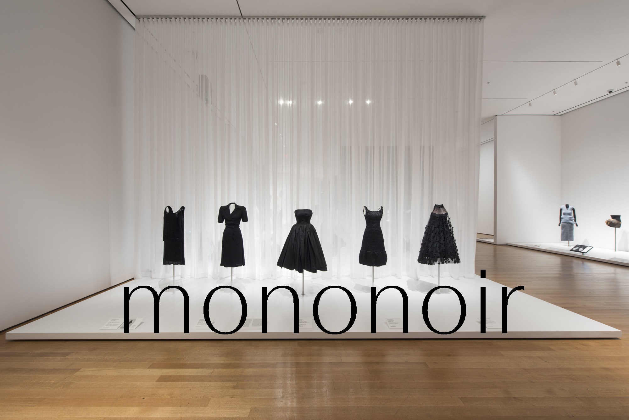 Mononoir – Khi Sự Thật Trở Thành Trải Nghiệm Cảm Quan